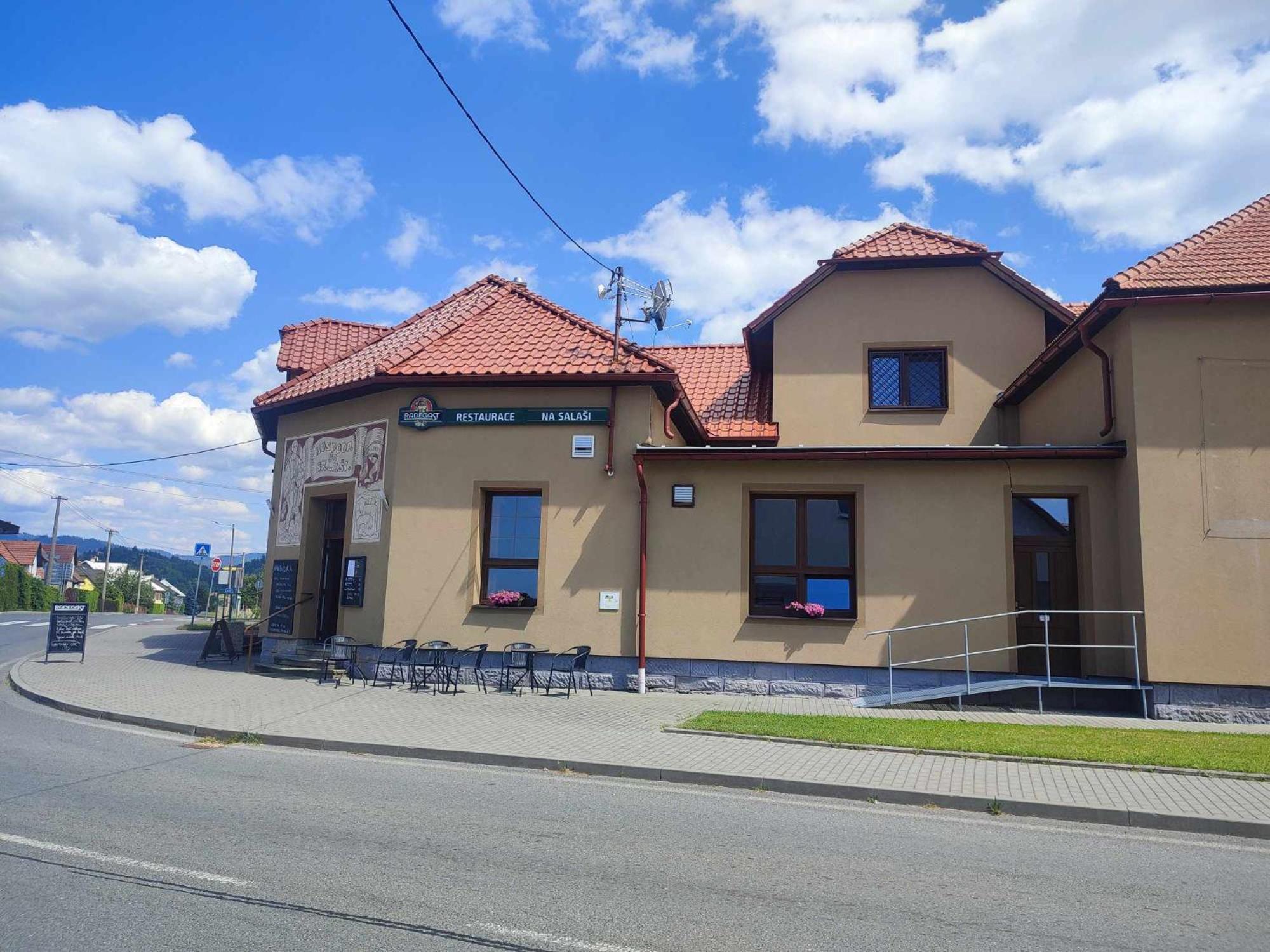 Penzion A Restaurace Na Salasi Hutisko Luaran gambar